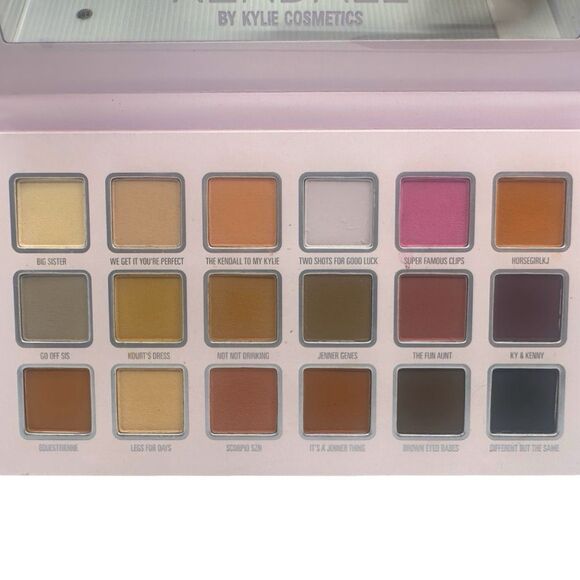 Kendall x Kylie Cosmetics Limited Edition Pressed Powder Palette - 0.03 oz x 18 - Picture 3 of 4